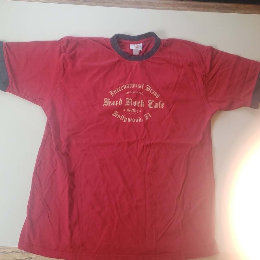 Hard Rock Cafe T-shirt Hollywood Florida